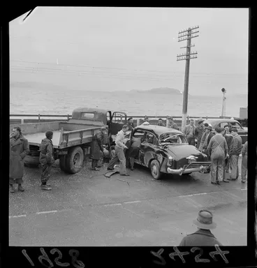 Image: Crash between a truck and car on Hutt Road, Wellington