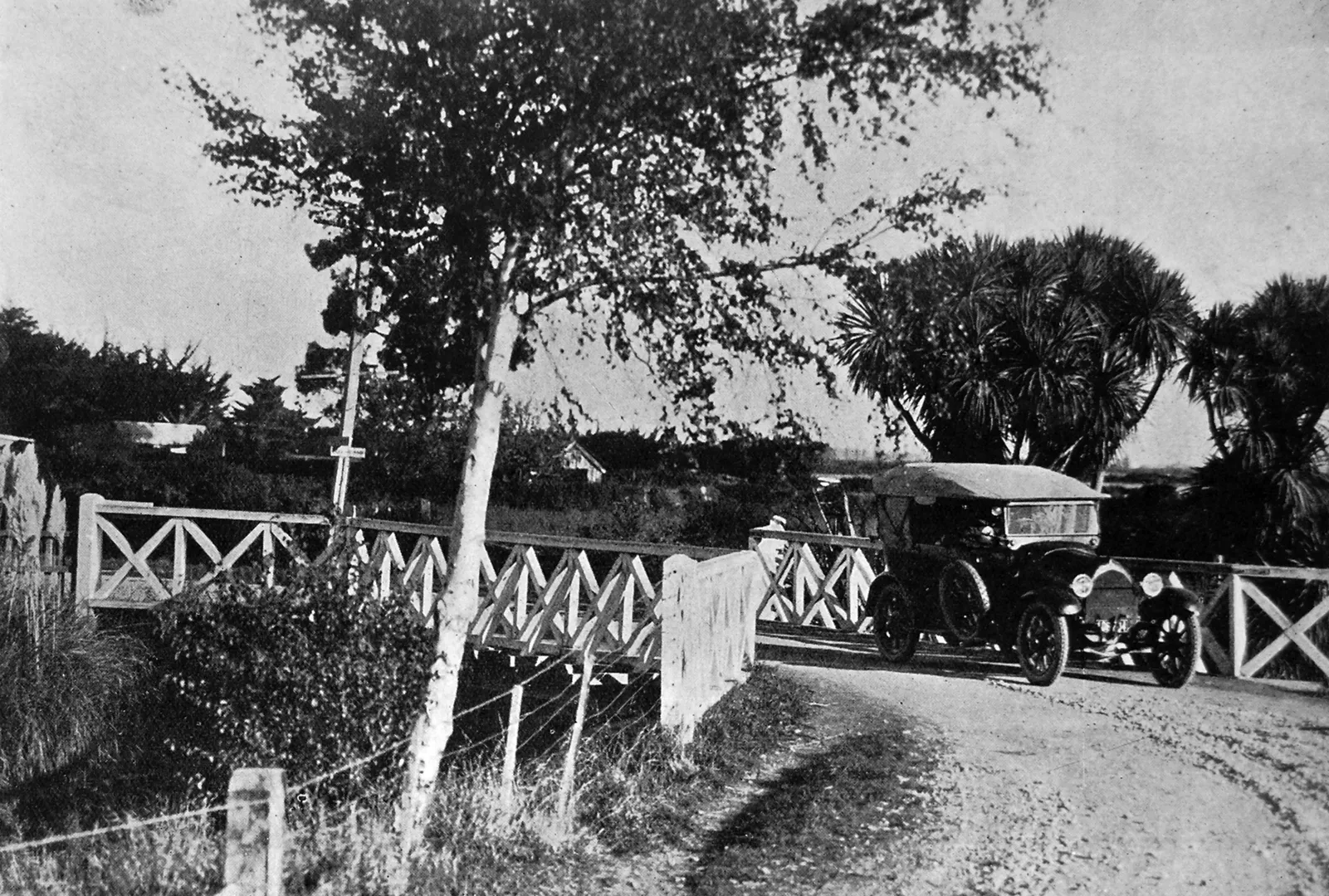 Bridge over the Halswell River at Tai Tapu