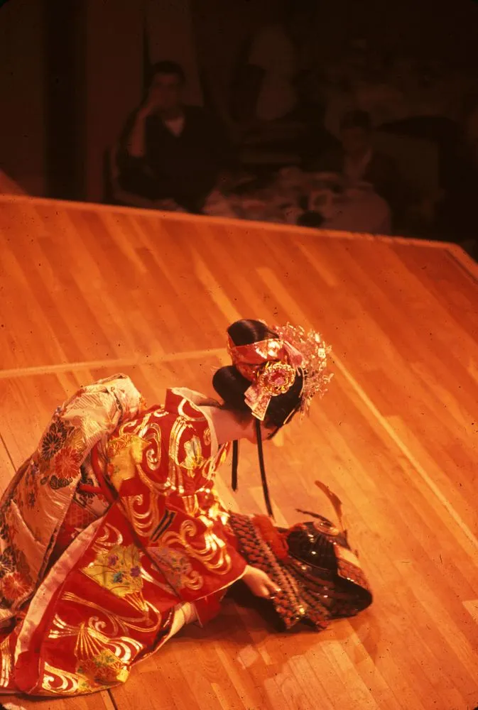 Japan series: stage performance