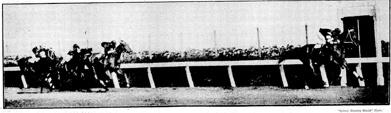FINISH OF THE MELBOURNE; CUP,-Phar^LaP;. ridden by ■/.■ Pike, decisivelydefmting:Second W:^ (Evening Post, 13 November 1930)