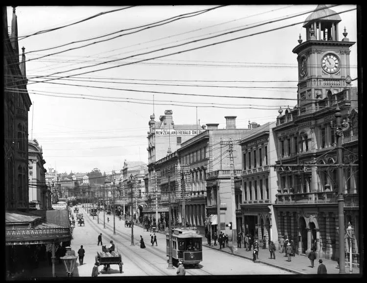 Queen Street, Auckland Central, 1904