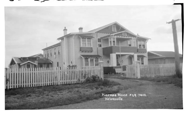 Hinemoa House, Helensville