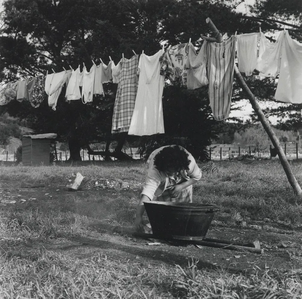 ...watch Mother put some of the washing... From the series: Washday at the pa