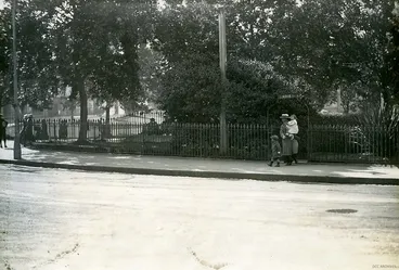 Image: Octagon Comfort Station - Women's Entrance 1919