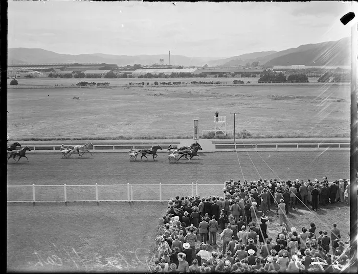 Petone Handicap race, Hutt Park Raceway, Wellington
