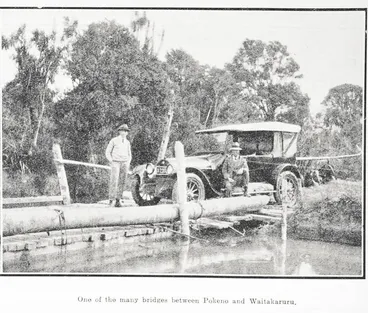 Image: One of the many bridges between Pokeno and Waitakaruru