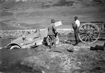 Image: Hopkins 1918 with Sammy Turner