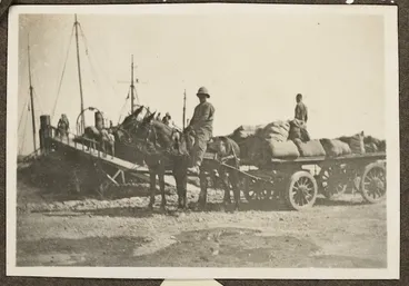 Image: Landing stores, Gallipoli