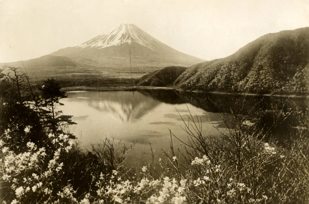 Military Service, World War II; Japan; Fujiyama 1A.