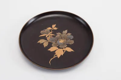 dish, lacquer