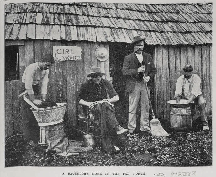 A bachelor's home in the far north