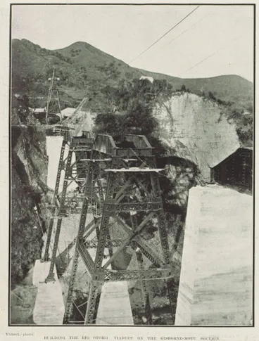 Building the big Otoko Viaduct on the Gisborne-Motu section Image: Building the big Otoko Viaduct on the Gisborne-Motu section