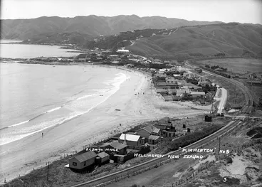Image: View over Plimmerton, Porirua