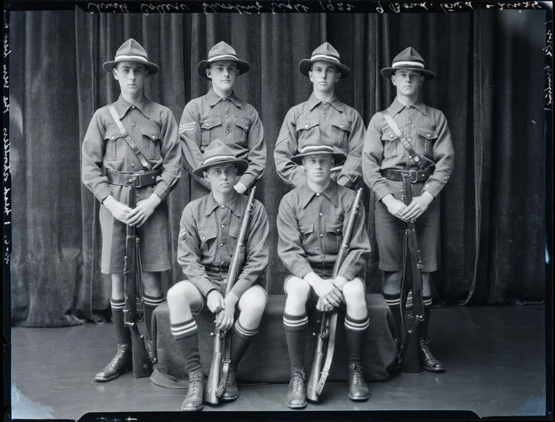 Film Negative: Christ's College shooting eight 1922