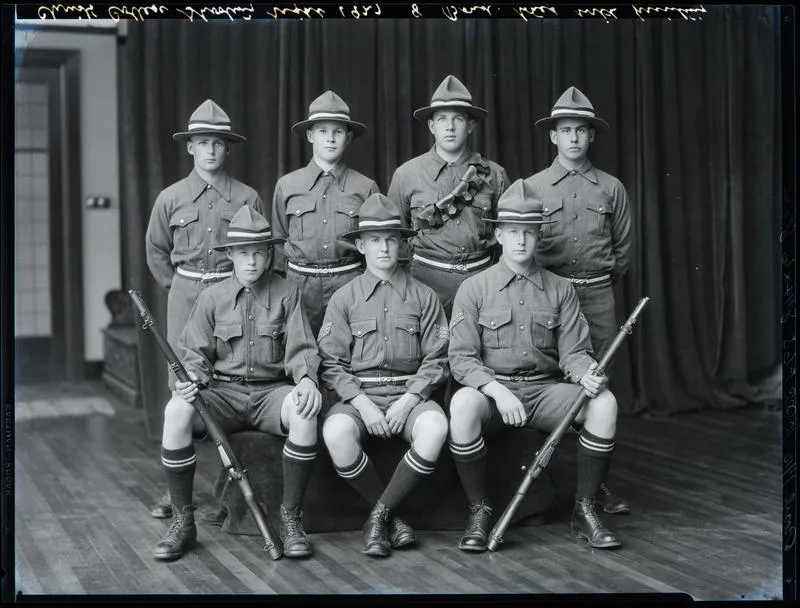 Film Negative: Christ's College shooting eight 1927