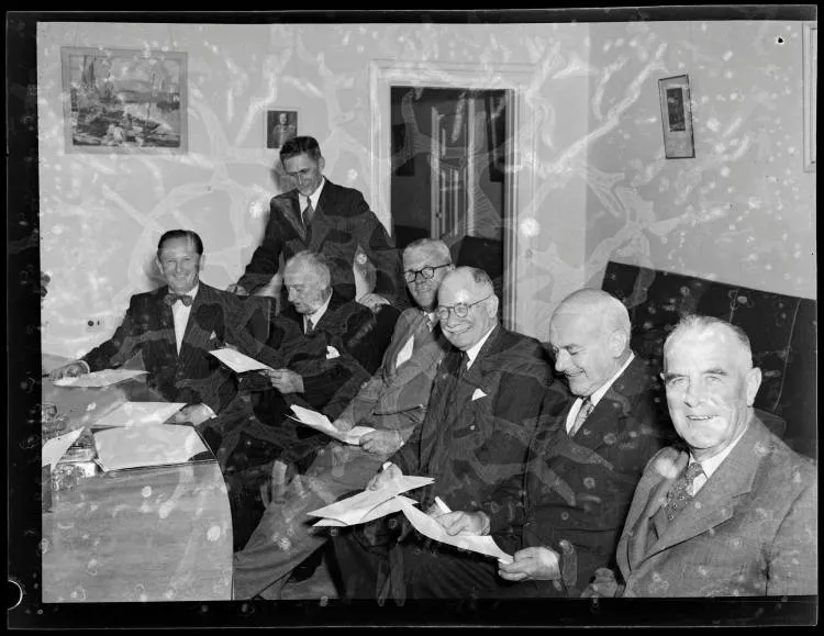 Auckland Harbour Bridge Commission, 1954