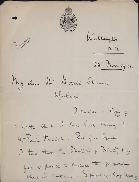Lord & Lady Bledisloe announce the gift of land and Treaty House at Waitangi to the nation 1932