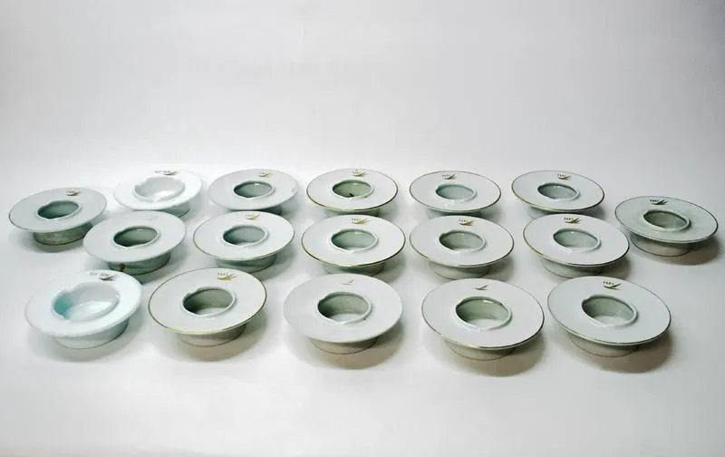 Fifteen ashtrays TEAL