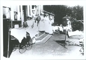 Image: Outside Karitane-Harris Hospital