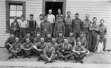 Hut mates 14th Reinforcements, Featherston Military Camp Image: Hut mates 14th Reinforcements, Featherston Military Camp
