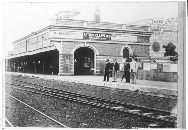 Queen Street Railway station, 1890