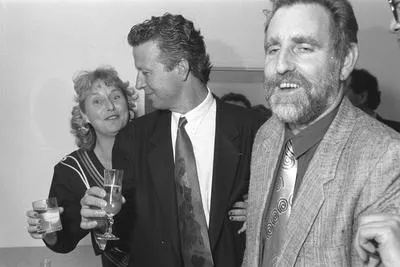 Gary Langsford and Dick Frizzell. Gow Langsford Gallery opening