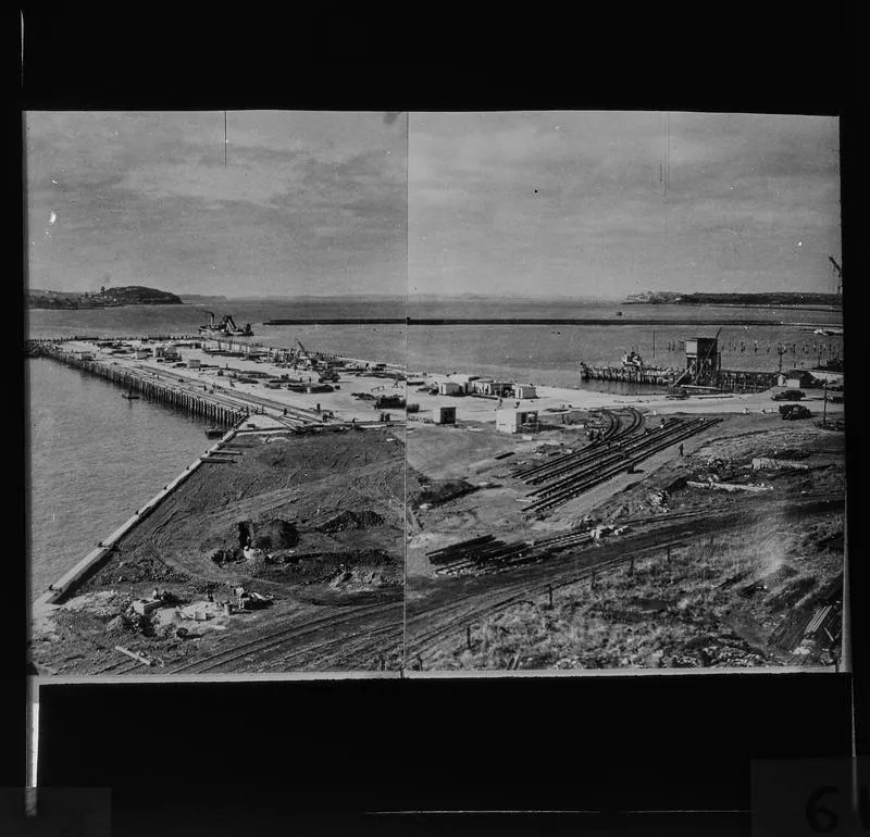 Lantern slide: Elevated view of Jellicoe Wharf construction