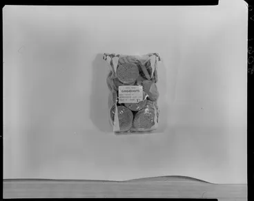 Image: Packet of Gingernuts biscuits
