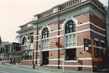 Image: DPL photo album