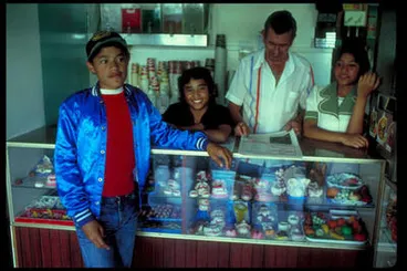 Image: Maurice's Shop, Ponsonby Rd.