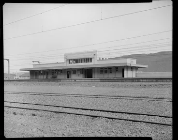 Image: Taita railway station, Wellington