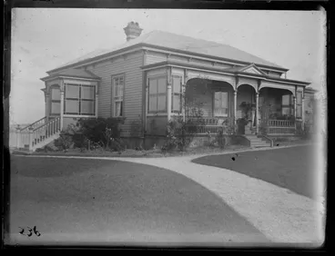 Image: House on Calliope Road, Devonport