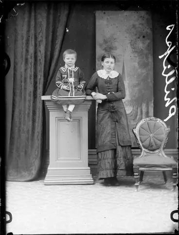 Image: Phillips, young woman and toddler