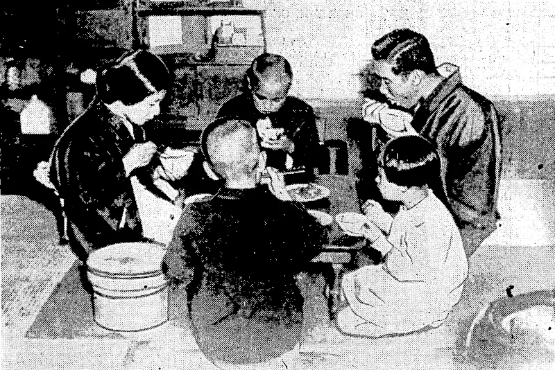 TAMILYHFL IN JAVAX.-Manbns of a Japanese family, happy and contented, Wing.a'.meal:in the .privacy of their home. An article on Japan appcais elsewhere iiulhisissue';- ■ '■~•■,'/'■■'■ (Evening Post, 16 February 1934)