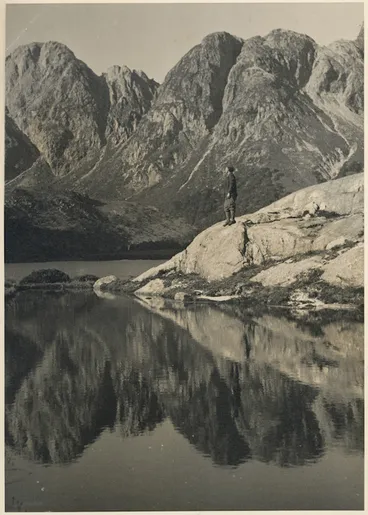 Image: Mountains and lake