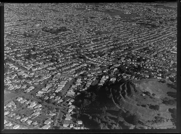 Image: Mount Eden, Auckland